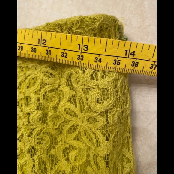 Anthropologie HD In Paris Chartreuse Lace Skirt Sz 4 - Picture 8 of 8
